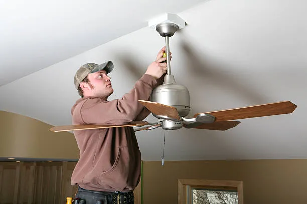 Instalador de ventilador de teto em Vespasiano